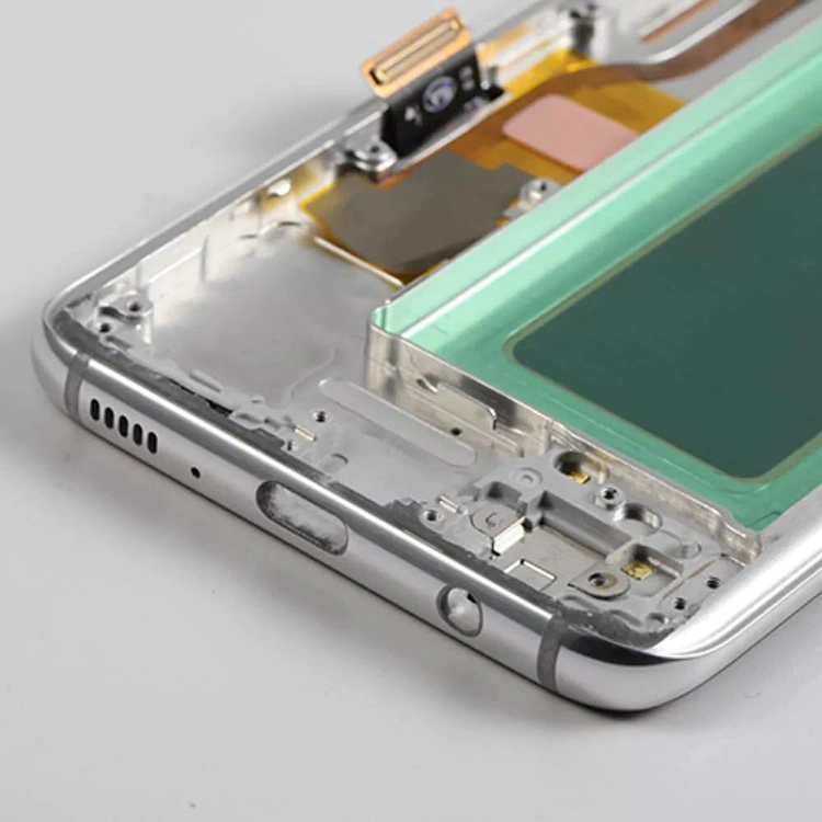 S8 LCD ekranai