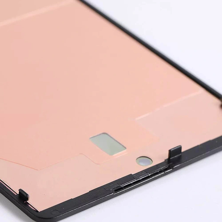 „Pixel 6 LCD“ ekranai