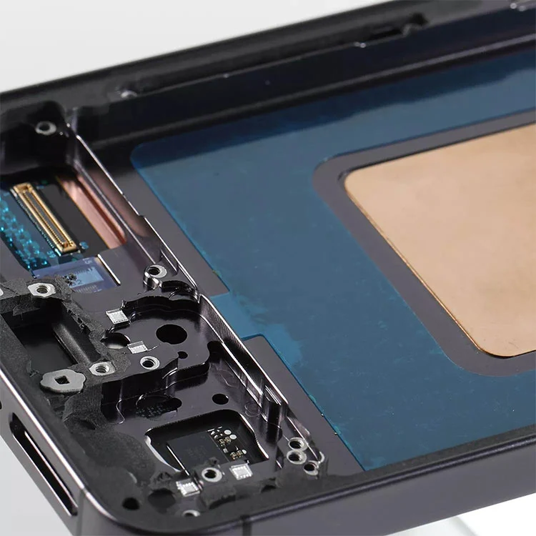 S24 LCD ekranai