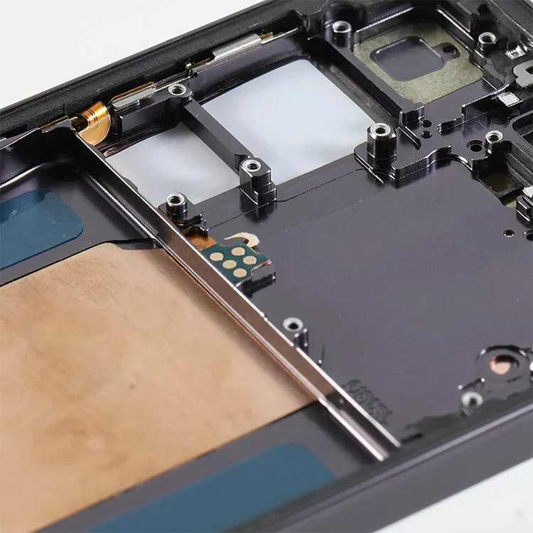 S24 LCD ekranai